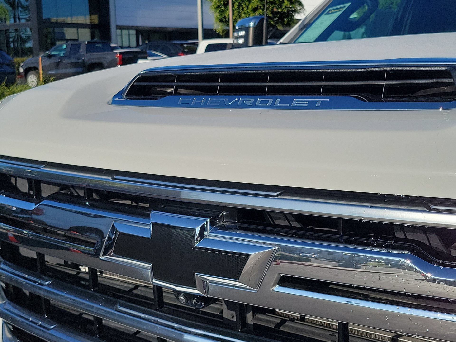Used 2024 Chevrolet Silverado 2500 High Country w/ High Country Premium Package AWD/4WD image 5