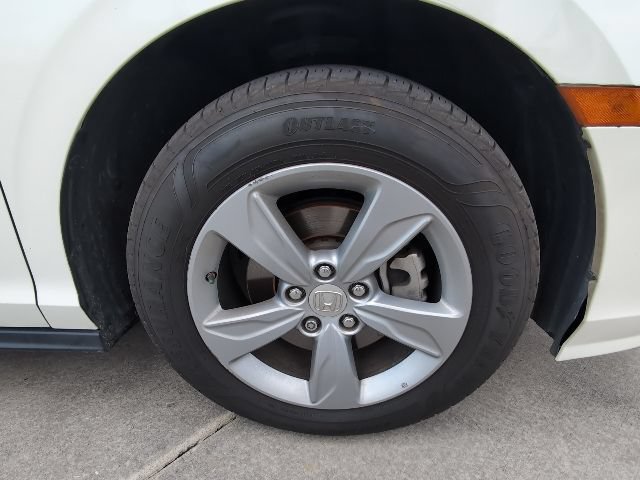 Used 2018 Honda Odyssey EX-L image 27