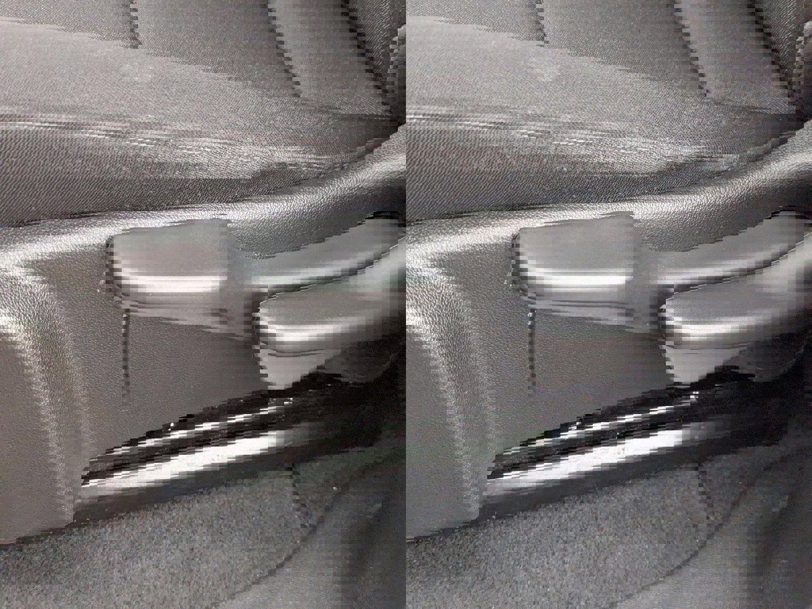 Used 2025 Chevrolet Colorado Trail Boss image 24