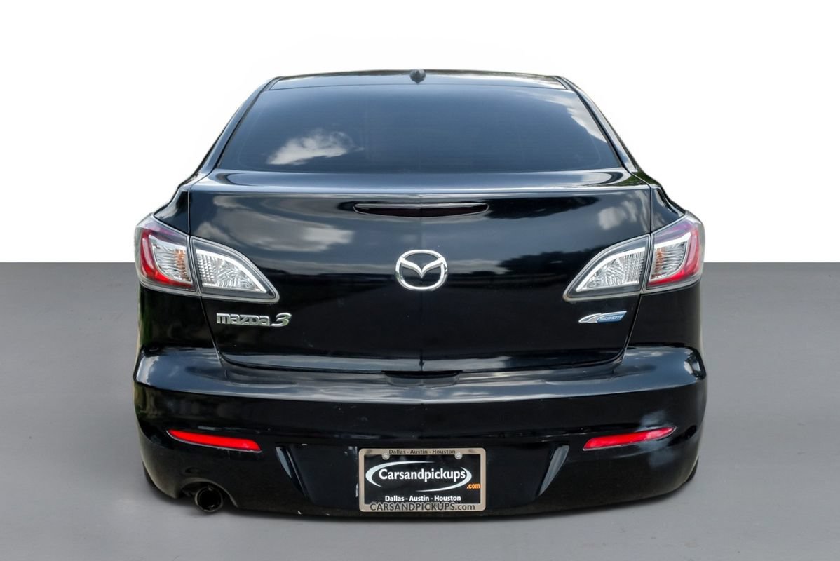 Used 2012 MAZDA MAZDA3 i Grand Touring w/ Tech Pkg FWD image 8