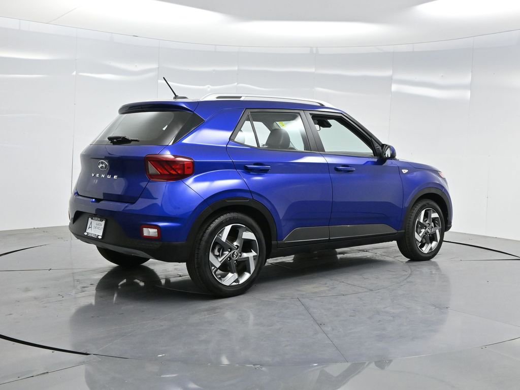 Used 2023 Hyundai Venue Limited w/ Cargo Package image 36