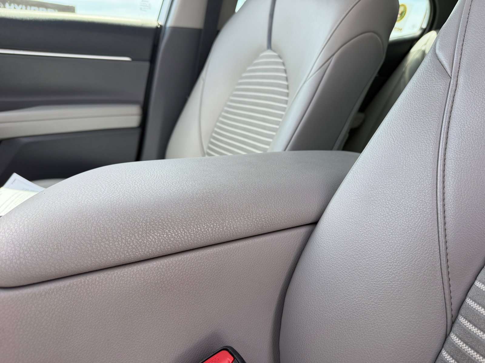 Used 2021 Toyota Camry SE w/ Audio Upgrade Package image 15