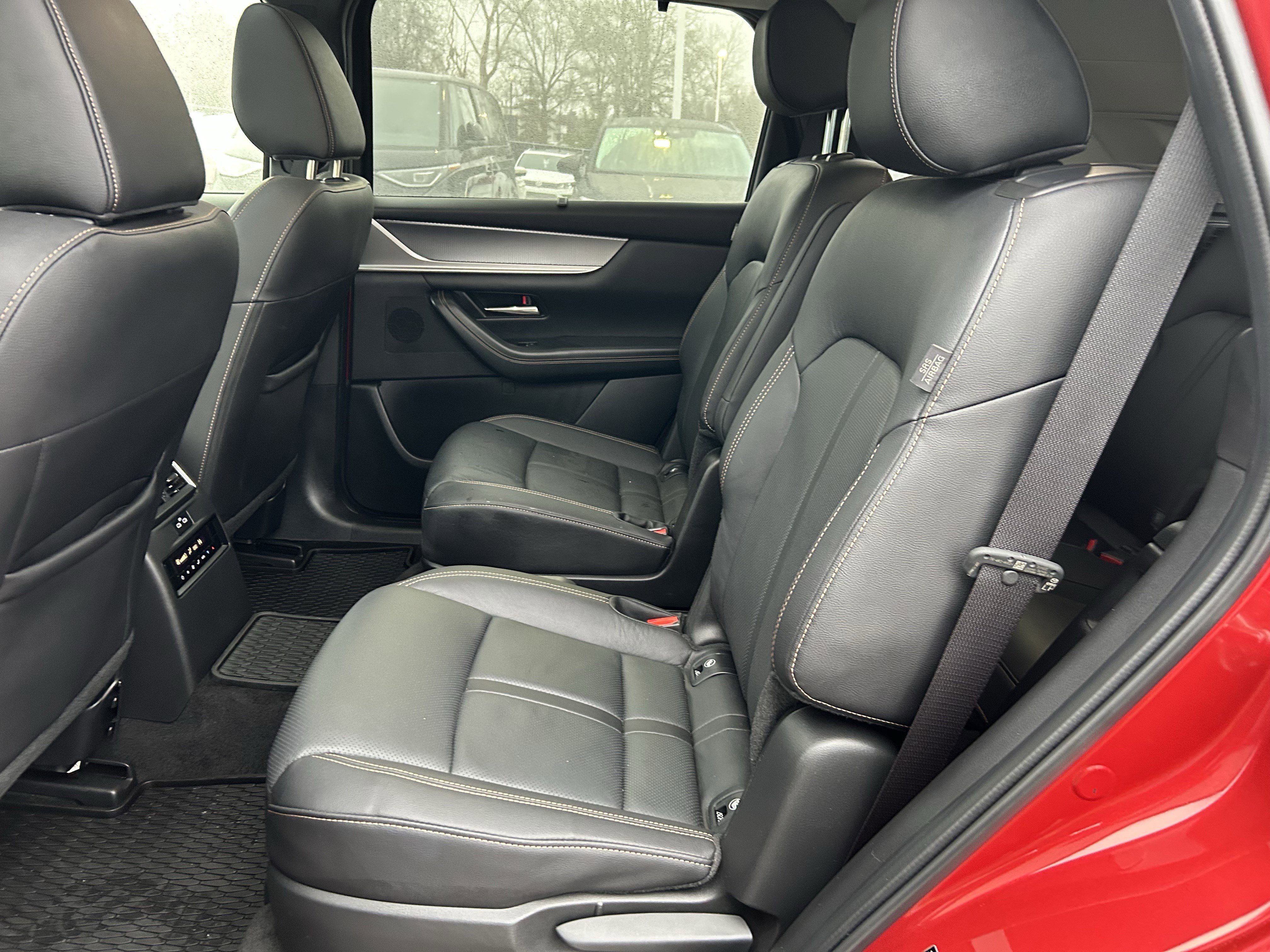 Used 2024 MAZDA CX-90 3.3 Turbo w/ Preferred Plus image 33