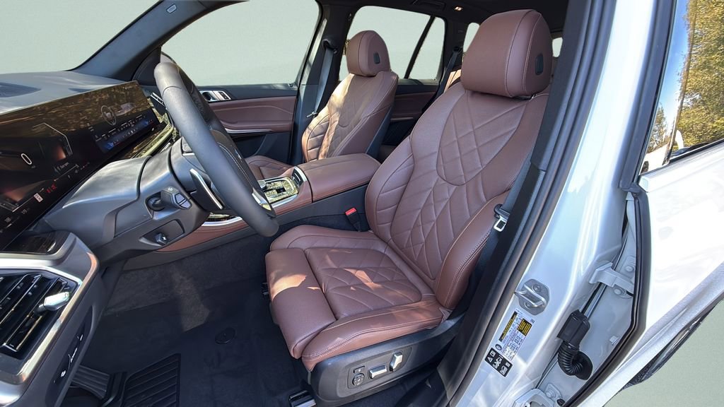 New 2026 BMW X5 xDrive40i AWD/4WD image 5