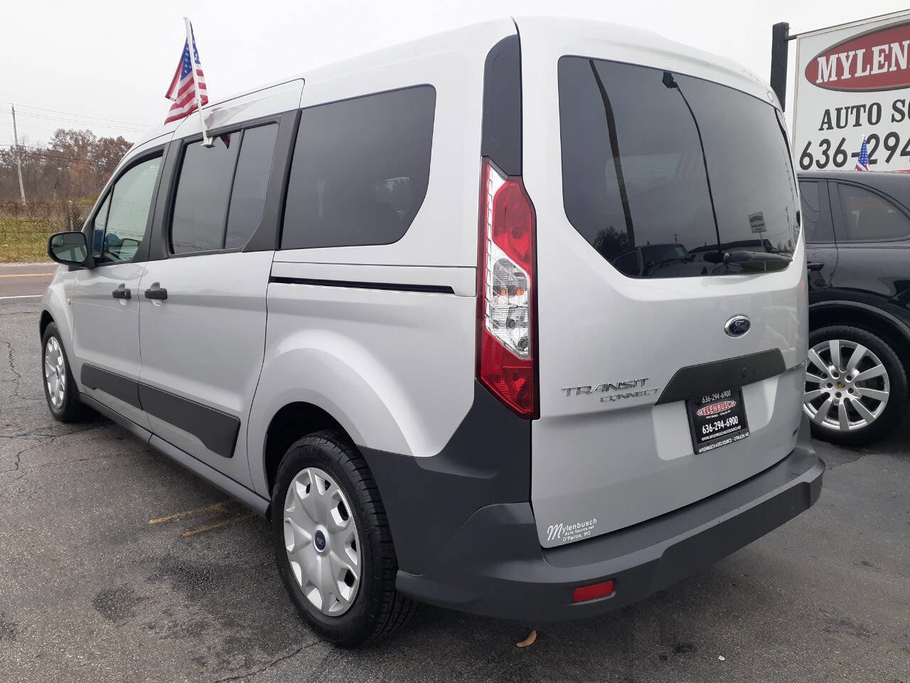 Used 2016 Ford Transit Connect XL image 8