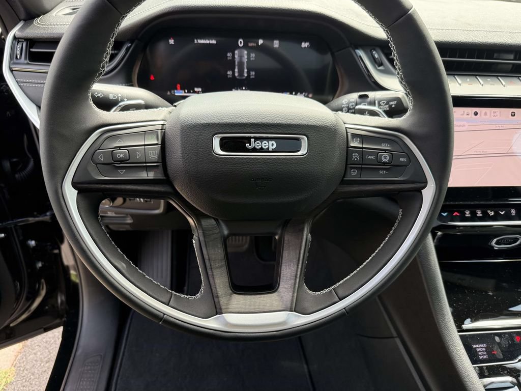 New 2027 Jeep Grand Cherokee Limited AWD/4WD image 20