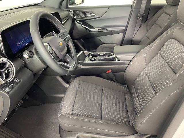 Certified 2026 Chevrolet Equinox LT FWD image 2