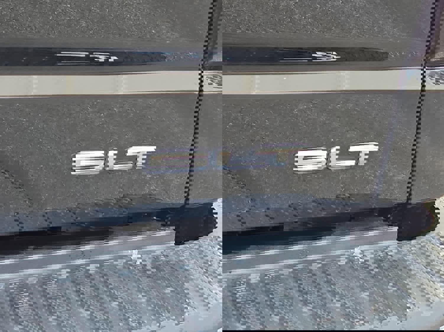 Used 2020 GMC Sierra 1500 SLT w/ SLT Premium Plus Package image 23