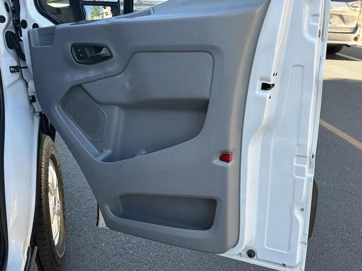 Used 2019 Ford Transit 250 130 Low Roof RWD image 39