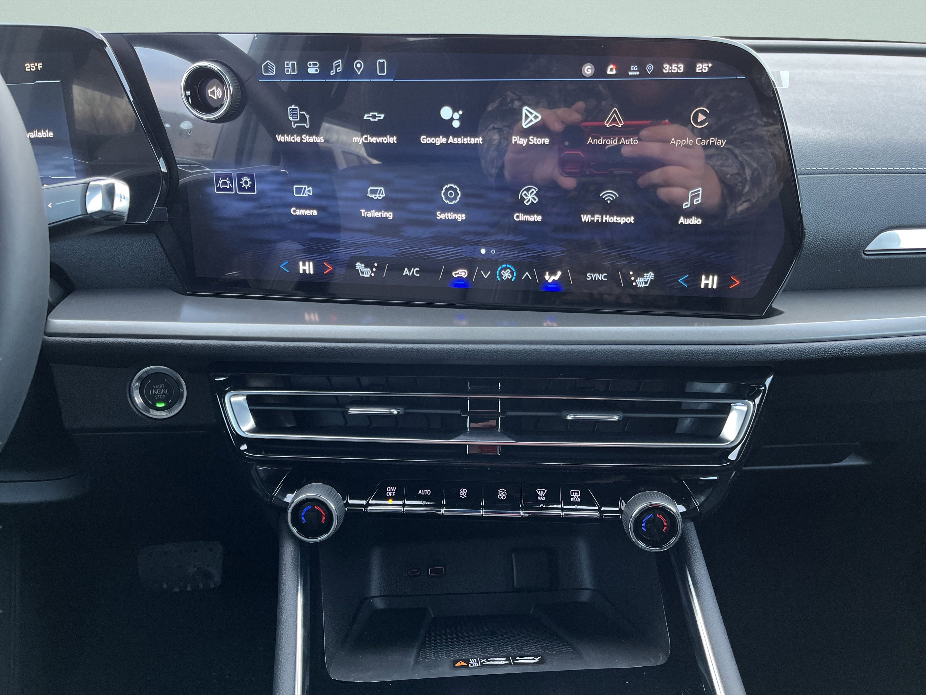 New 2026 Chevrolet Traverse LT image 27