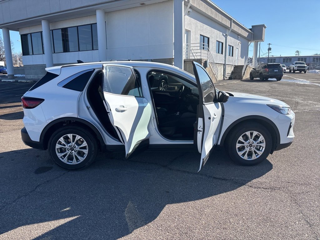 Used 2024 Ford Escape Active image 8