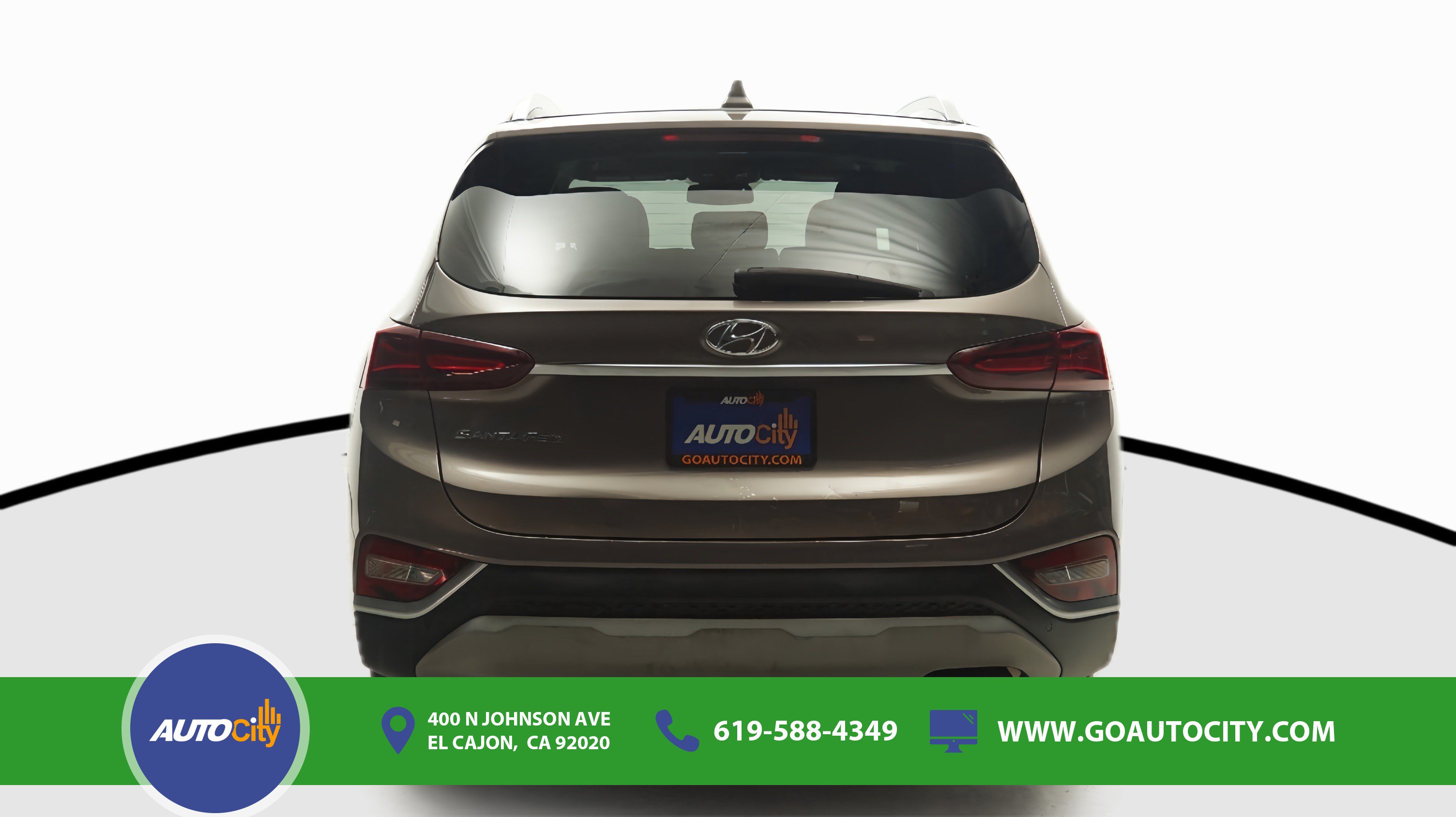 Used 2020 Hyundai Santa Fe SEL w/ Convenience + Premium Package FWD image 12