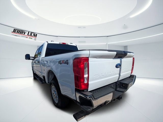 Used 2025 Ford F250 XLT image 4