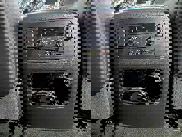 Used 2016 GMC Yukon XL Denali w/ Open Road Package image 30