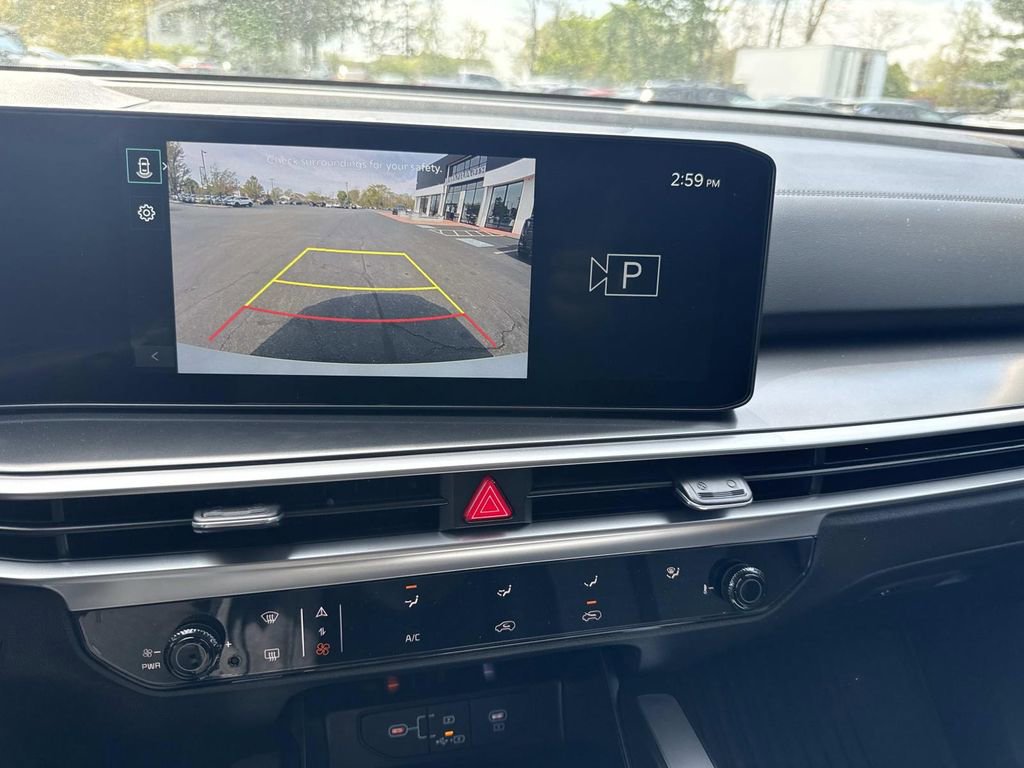 New 2026 Kia Sorento LX FWD image 10