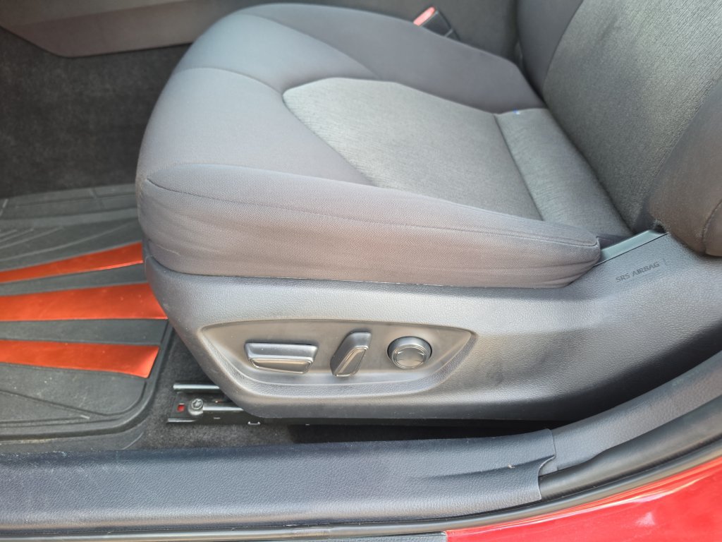 Used 2022 Toyota Camry LE FWD image 15