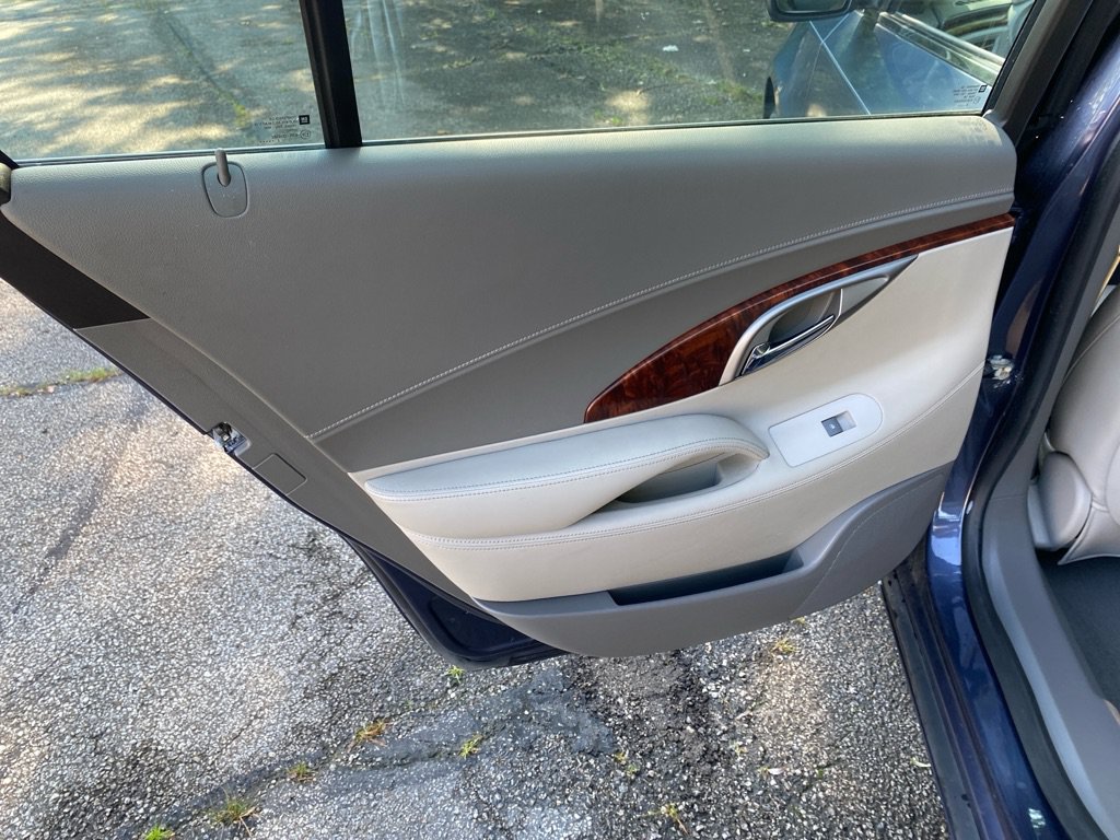 Used 2013 Buick LaCrosse Leather FWD image 19