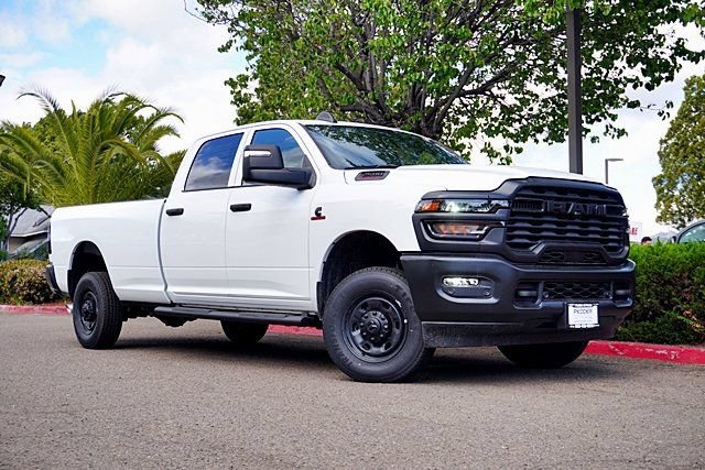 New 2026 RAM 2500 Tradesman AWD/4WD image 2