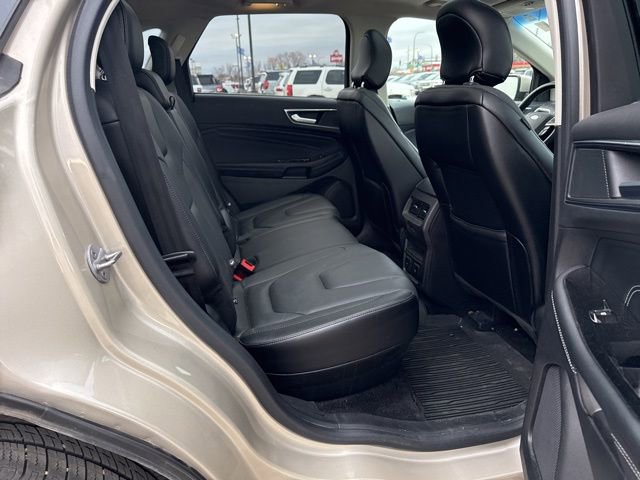 Used 2017 Ford Edge Titanium w/ Equipment Group 301A image 13