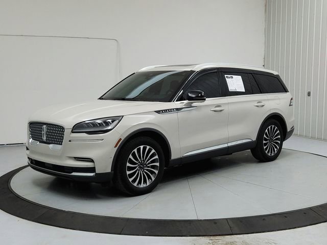 Used 2022 Lincoln Aviator Reserve w/ Equipment Group 201A image 3