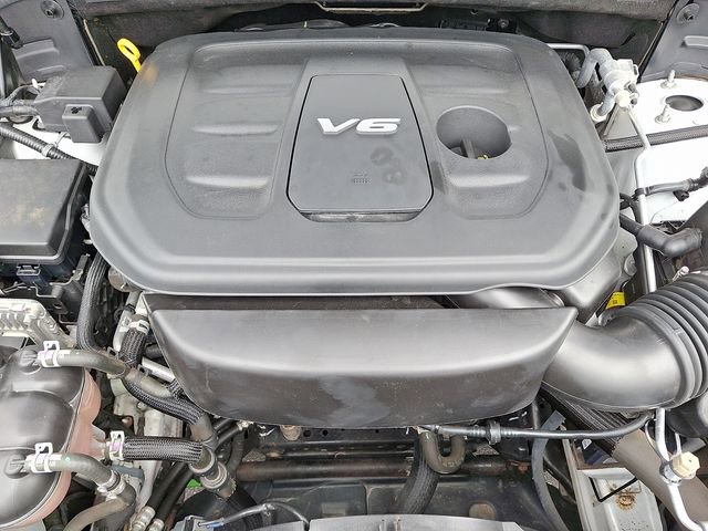 Used 2017 Jeep Grand Cherokee Limited image 28