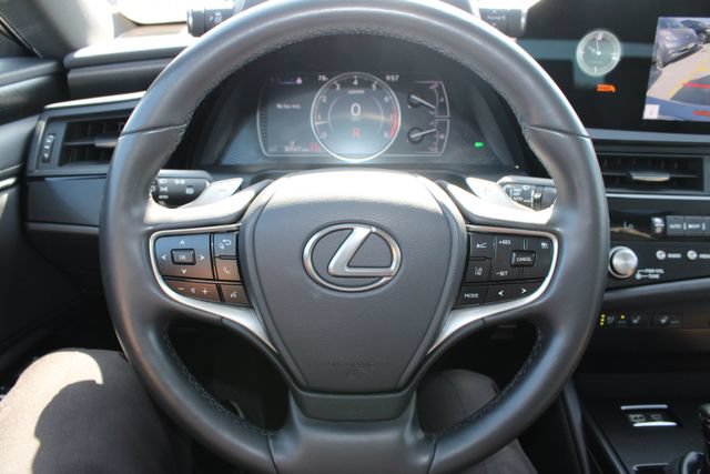Certified 2024 Lexus ES 350 w/ Premium Package FWD image 16