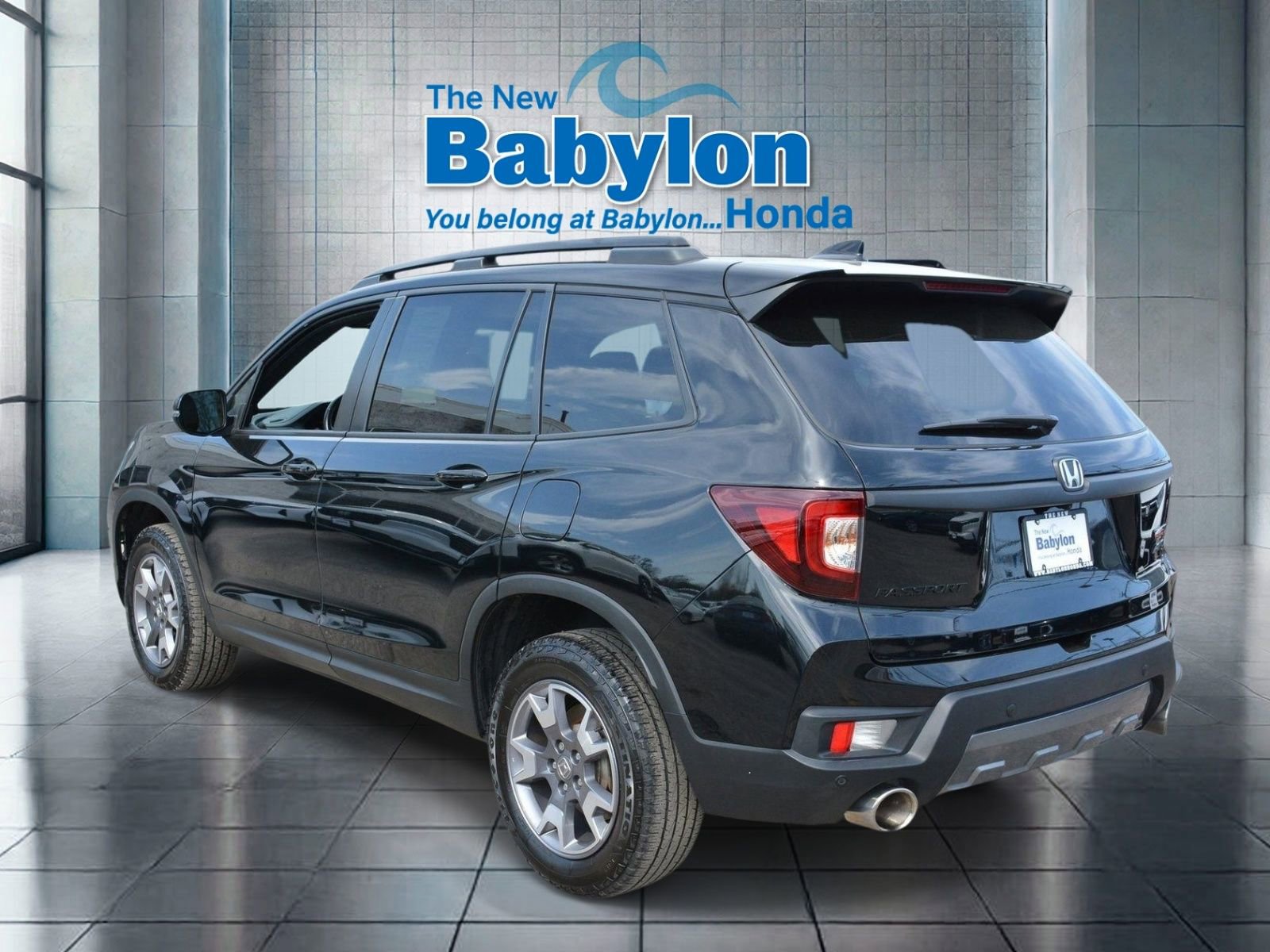 Used 2023 Honda Passport TrailSport image 3