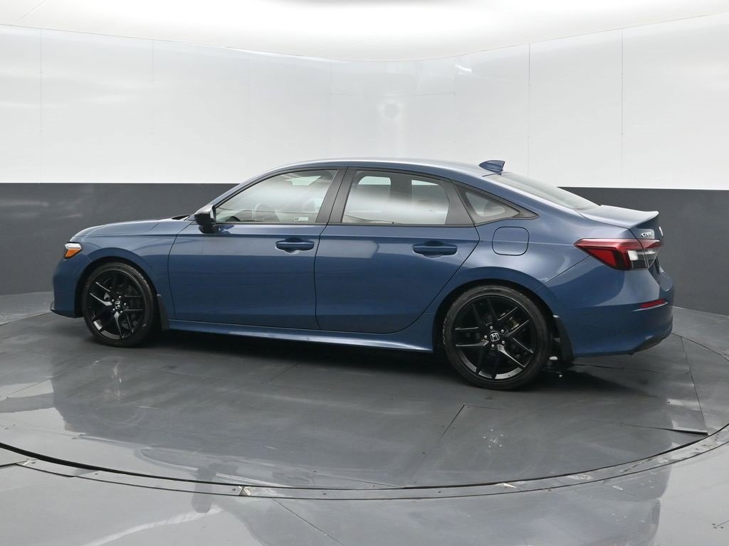 Used 2025 Honda Civic Sport image 13