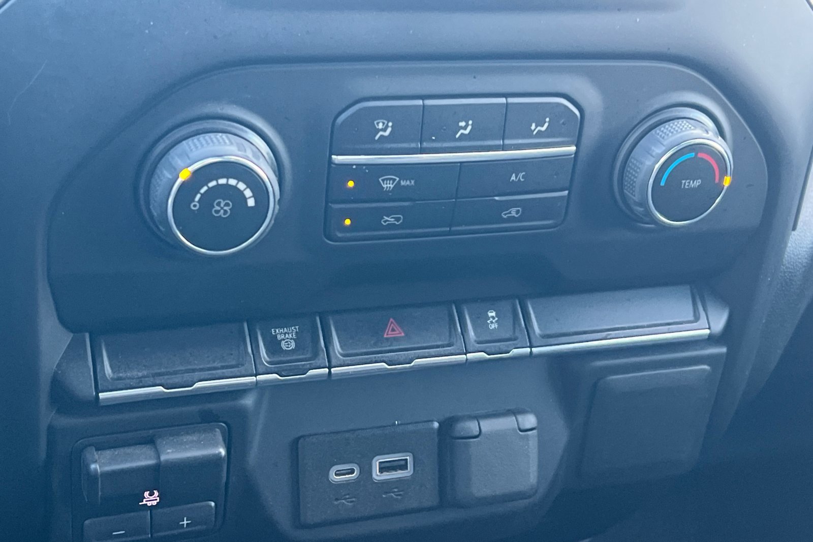 Used 2022 Chevrolet Silverado 3500 W/T image 21