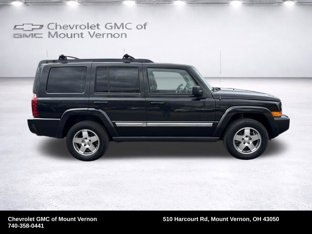 Used 2010 Jeep Commander Sport w/ Sun/Sound Group RWD image 8