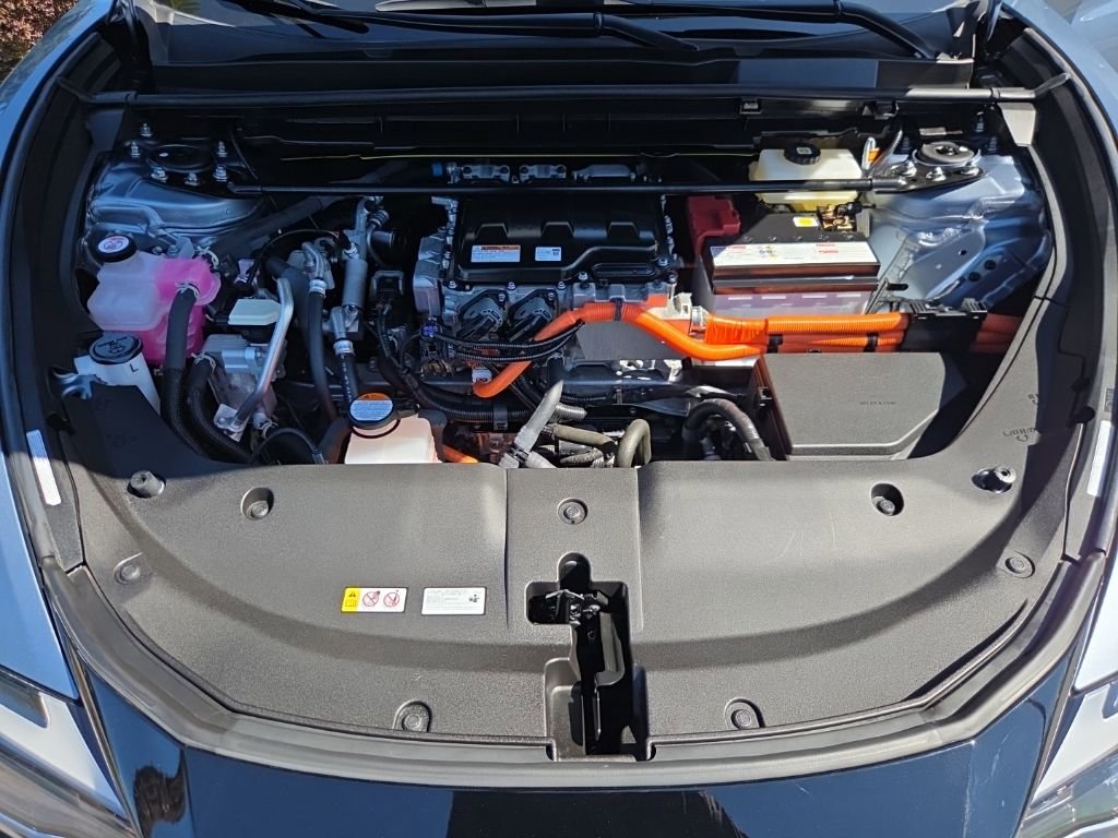 Certified 2023 Lexus RZ 450e Premium w/ Accessory Package (Z1) image 29