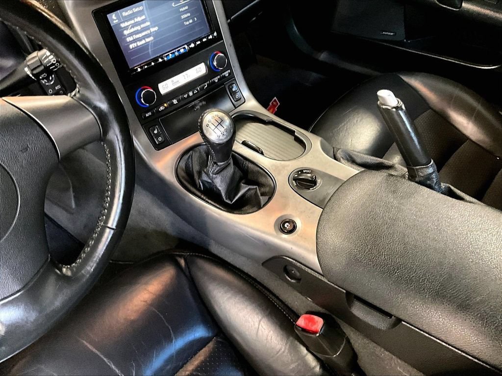 Used 2006 Chevrolet Corvette Convertible w/ Preferred Equipment Group RWD image 20