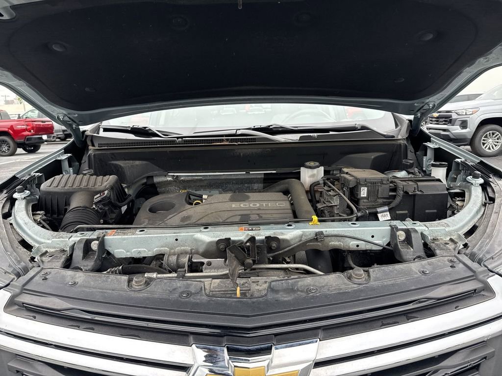 Used 2022 Chevrolet Equinox LT FWD image 26