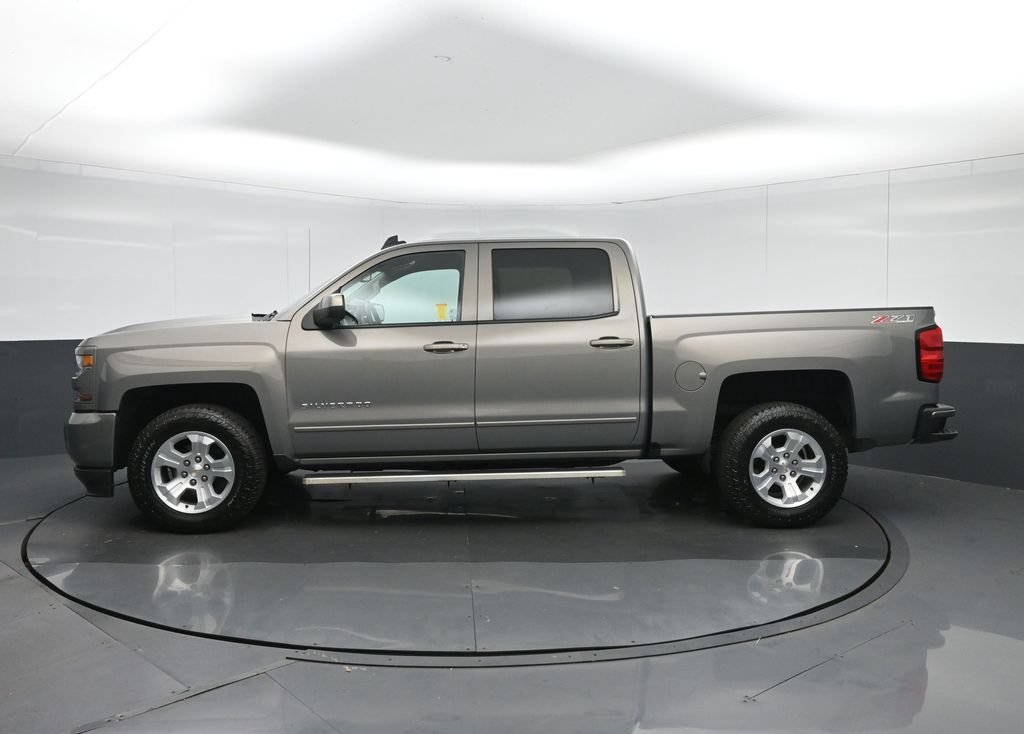 Used 2017 Chevrolet Silverado 1500 LT w/ All Star Edition AWD/4WD image 4