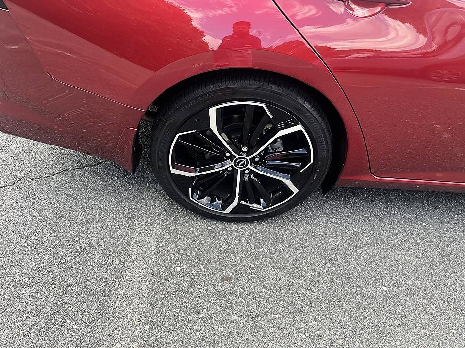 Certified 2023 Nissan Altima 2.5 SR FWD image 12