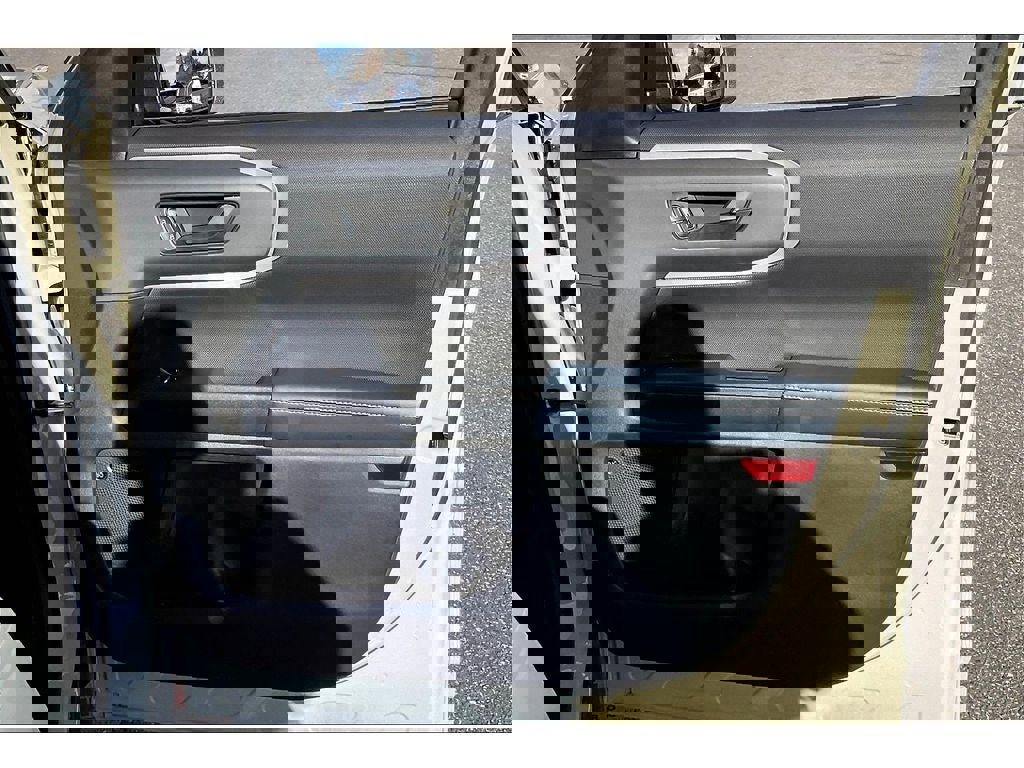 Used 2024 Ford Bronco Sport Outer Banks w/ Tech Package image 24