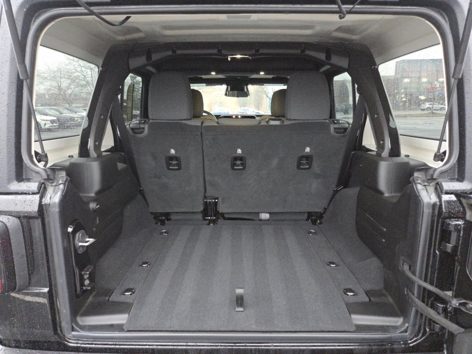 Used 2025 Jeep Wrangler Unlimited Sport image 18