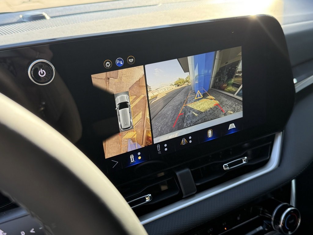 New 2026 Chevrolet Equinox LT w/ Safety and Technology Package image 20