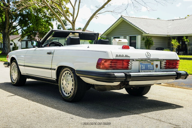 Used 1987 Mercedes-Benz 560 SL image 6