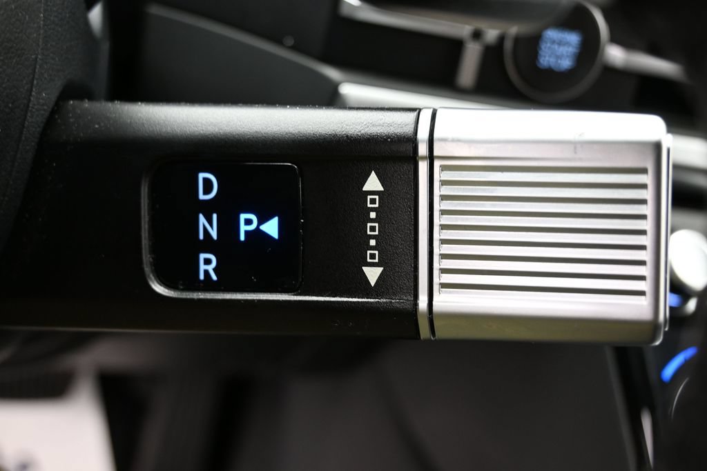 Used 2025 Hyundai Santa Fe SEL FWD image 22