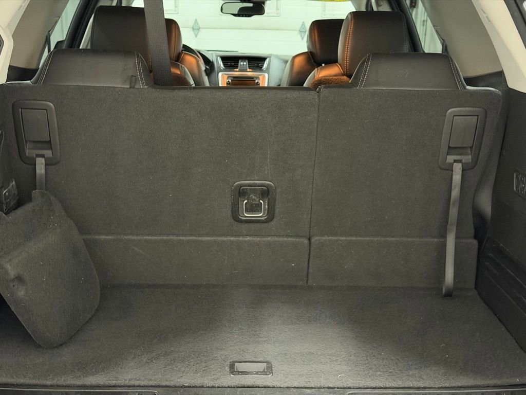 Used 2017 GMC Acadia Limited SLT image 16