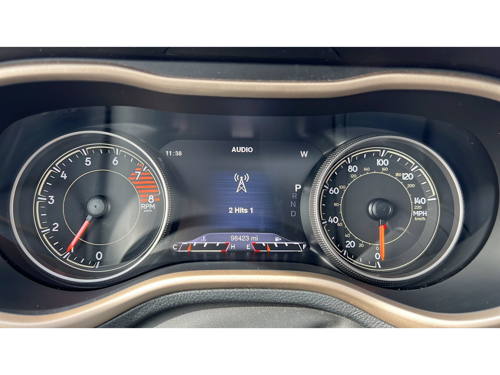Used 2018 Jeep Cherokee Limited AWD/4WD image 15