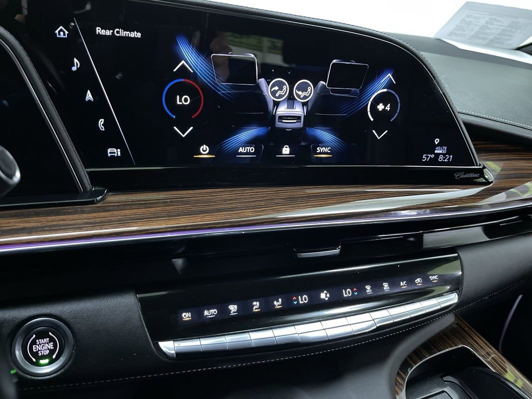 Used 2022 Cadillac Escalade Luxury w/ LPO, Illumination Package image 25