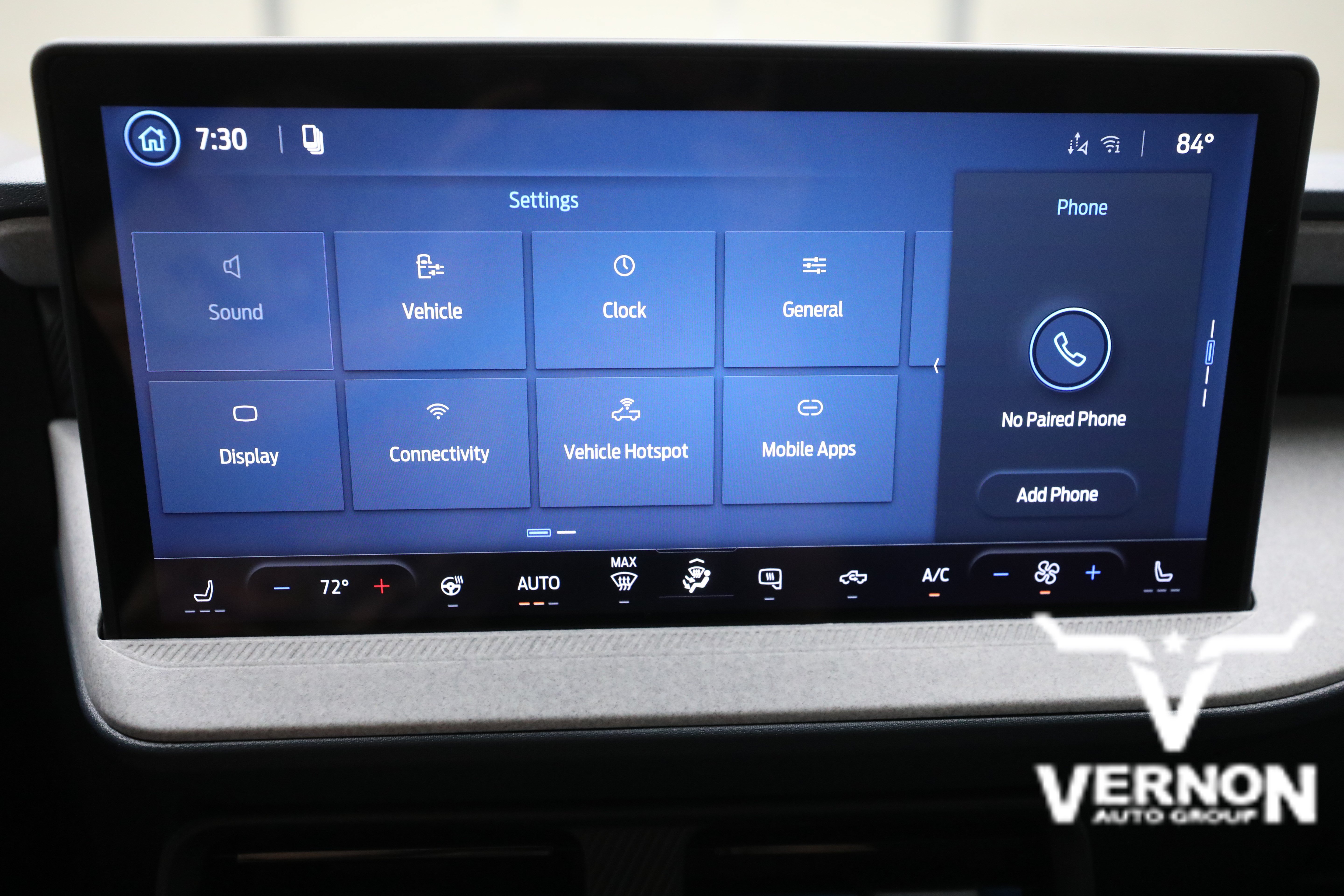 New 2026 Ford Maverick XLT w/ XLT Luxury Package FWD image 25