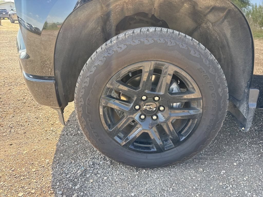 Used 2025 Chevrolet Silverado 1500 RST w/ Protection Package AWD/4WD image 16