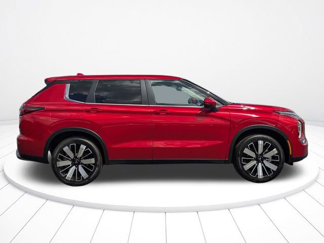 New 2026 Mitsubishi Outlander SE FWD image 2