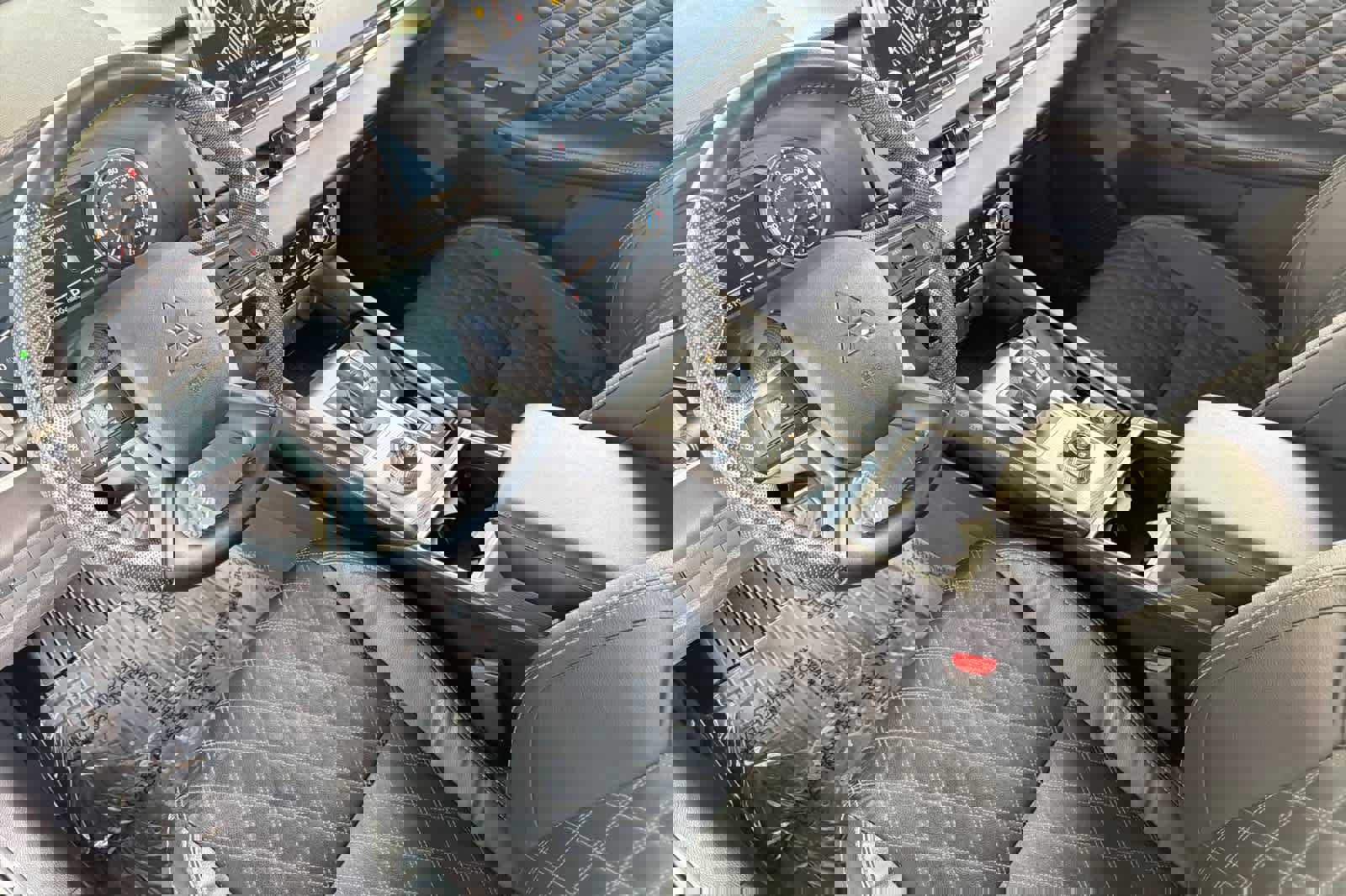 Used 2022 Mitsubishi Outlander SEL image 11