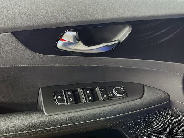 Used 2024 Kia Forte GT-Line w/ GT-Line Premium Package image 19