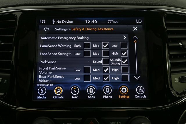 Used 2020 Jeep Grand Cherokee Limited w/ Luxury Group II image 29