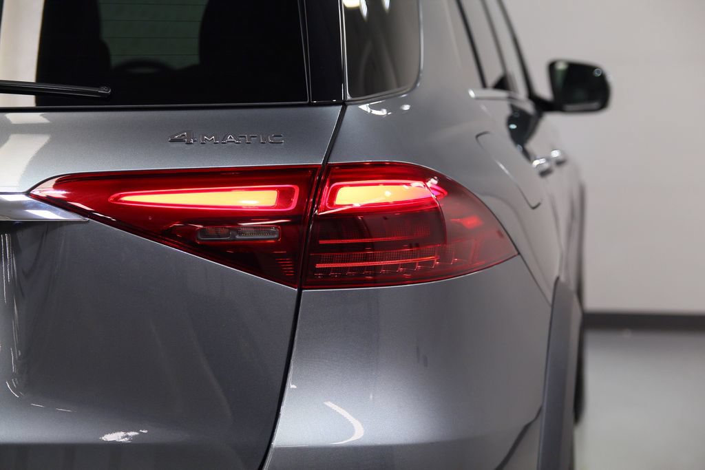 Certified 2025 Mercedes-Benz GLE 450e 4MATIC image 17